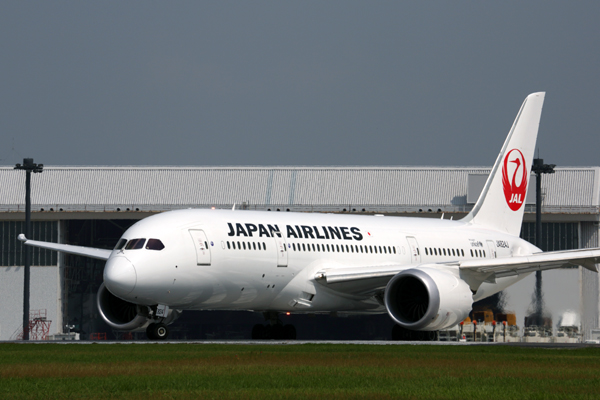 JAPAN AIRLINES BOEING 787 8 NRT RF 5K5A5364.jpg