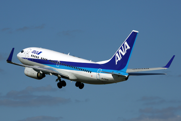 ANA BOEING 737 700 ITM RF 5K5A5749.jpg