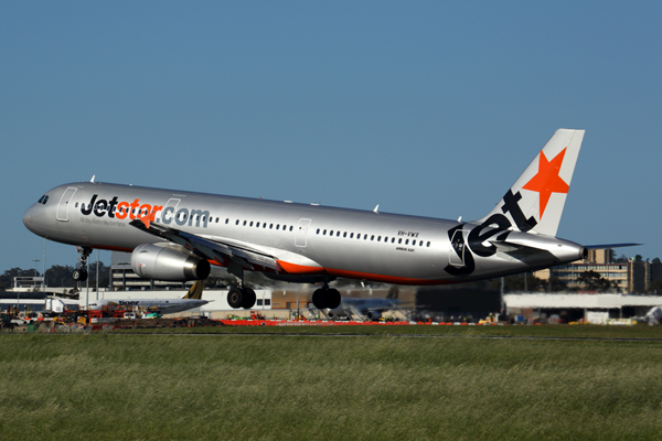 JETSTAR AIRBUS A321 MEL RF 5K5A6350.jpg