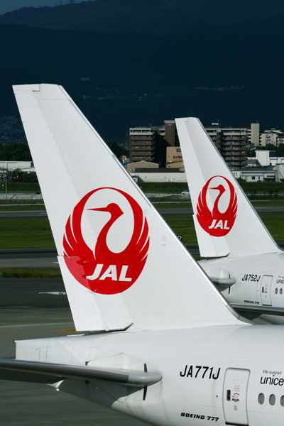 JAPAN AIRLINES BOEING 777S ITM RF 5K5A5571.jpg