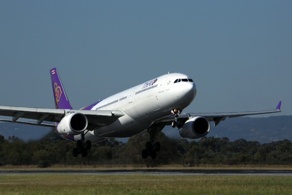 THAI AIRBUS A330 300 PER RF 5K5A6745.jpg