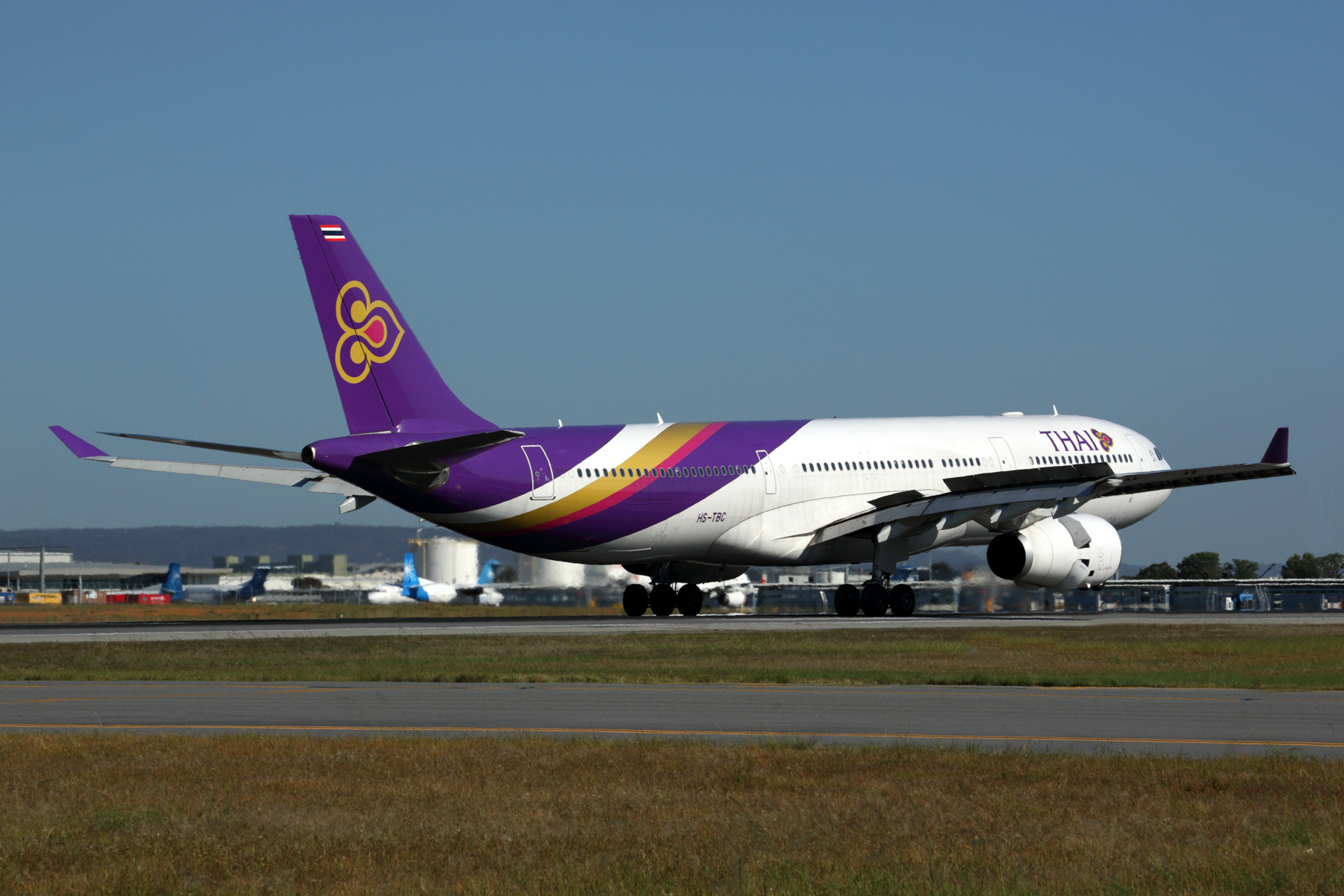 THAI AIRBUS A330 300 PER RF 5K5A6753.jpg