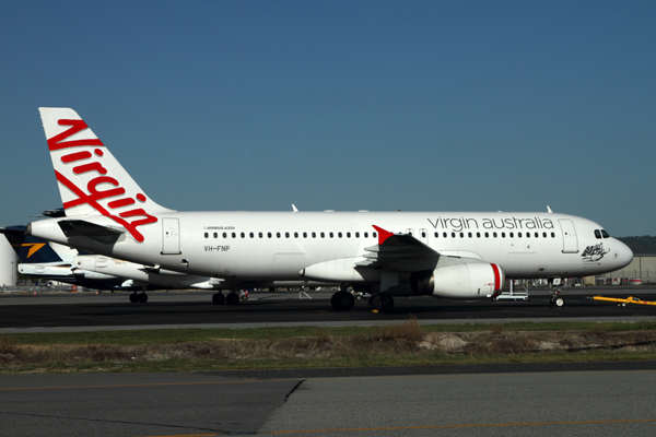 VIRGIN AUSTRALIA AIRBUS A320 PER RF IMG 8013.jpg