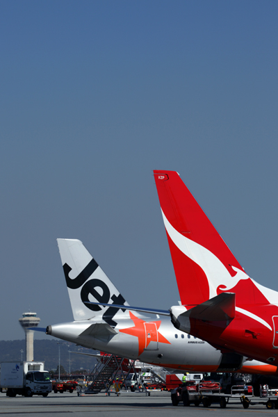 QANTAS JETSTAR AIRCRAFT PER RF 5K5A6677.jpg