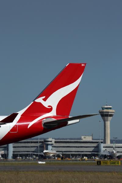 QANTAS AIRBUS A330 200 PER RF 5K5A6684.jpg