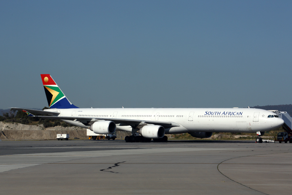 SOUTH AFRICAN AIRBUS A340 600 PER RF 5K5A6815.jpg