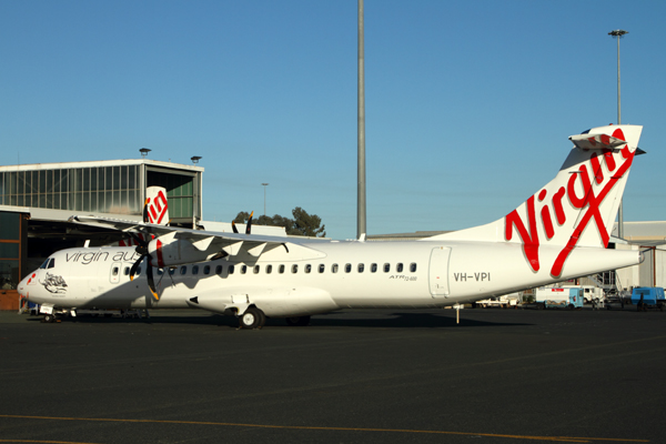 VIRGIN AUSTRALIA ATR72 PER RF IMG_0310.jpg