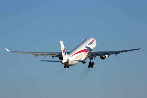 MALAYSIA AIRLINES AIRBUS A330 300 PER RF 5K5A6849.jpg