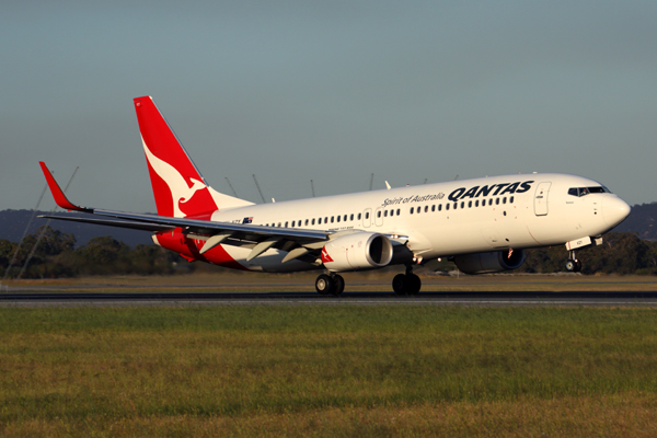 QANTAS BOEING 737 800 PER RF 5K5A6974.jpg