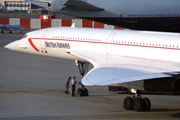 BRITISH AIRWAYS CONCORDE LHR RF 155 10.jpg