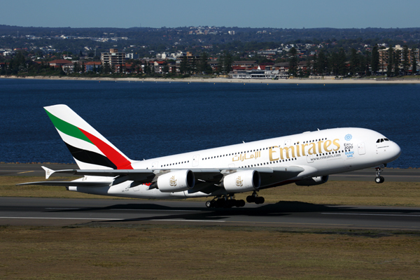 EMIRATES AIRBUS A380 SYD RF 5K5A7408.jpg