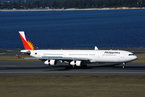 PHILIPPINES AIRBUS A340 300 SYD RF 5K5A7367.jpg