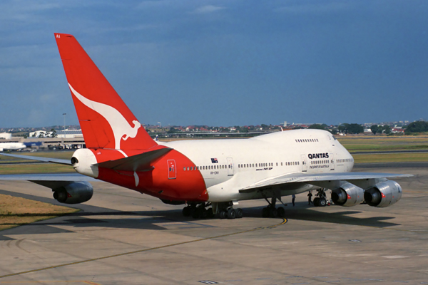 QANTAS BOEING 747SP SYD RF 172 24.jpg