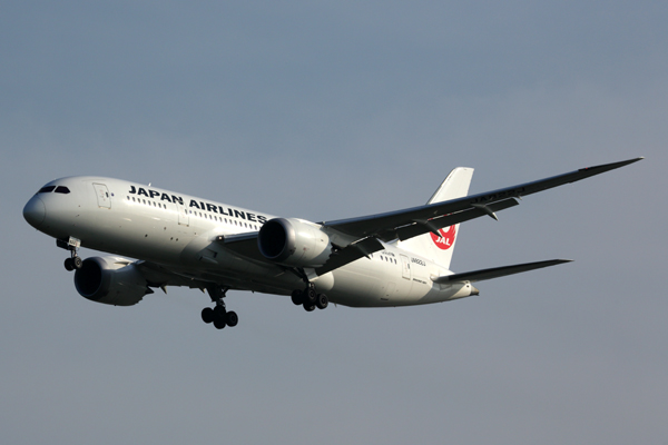 JAPAN AIRLINES BOEING 787 8 BKK RF 5K5A7806.jpg