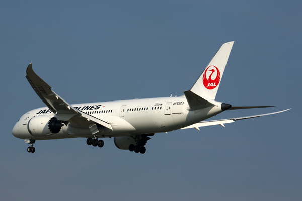 JAPAN AIRLINES BOEING 787 8 BKK RF 5K5A7810.jpg