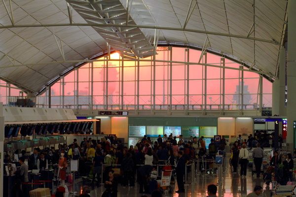 HONG KONG AIRPORT TERMINAL RF IMG_0832.jpg