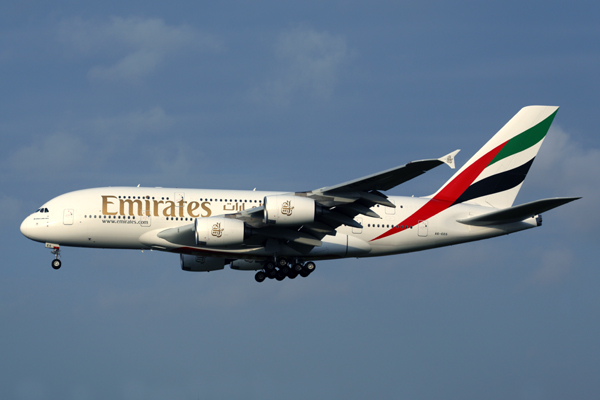 EMIRATES AIRBUS A380 SYD RF 5K5A8671.jpg