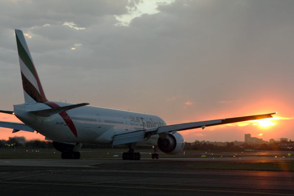 EMIRATES BOEING 777 300ER SYD RF IMG_8412.jpg