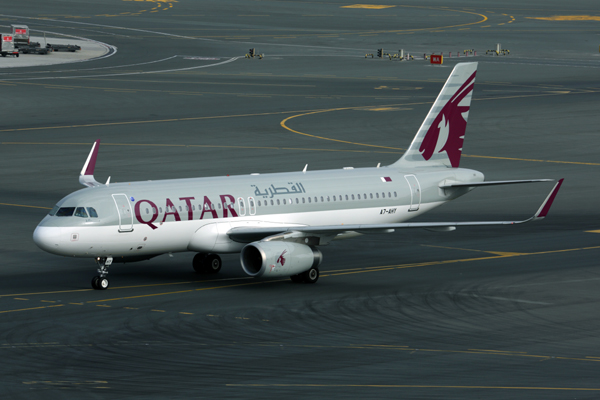 QATAR AIRBUS A320 DXB RF 5K5A0766.jpg