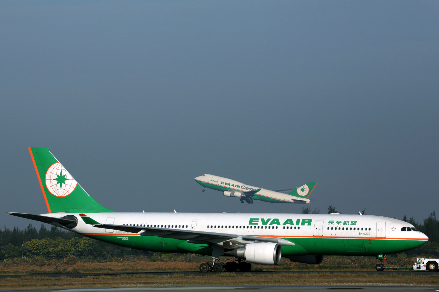 EVA AIR AIRCRAFT TPE RF 5K5A9405.jpg