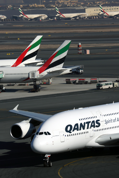 QANTAS EMIRATES AIRCRAFT DXB RF 5K5A0427.jpg