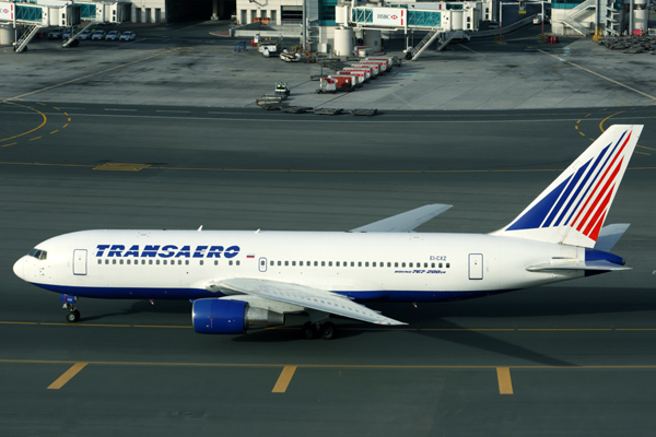 TRANSAERO BOEING 767 200 DXB RF B5K5A8580.jpg