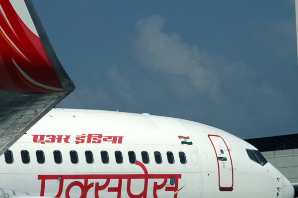 AIR INDIA EXPRESS BOEING 737 800 DXB RF IMG_8648.jpg