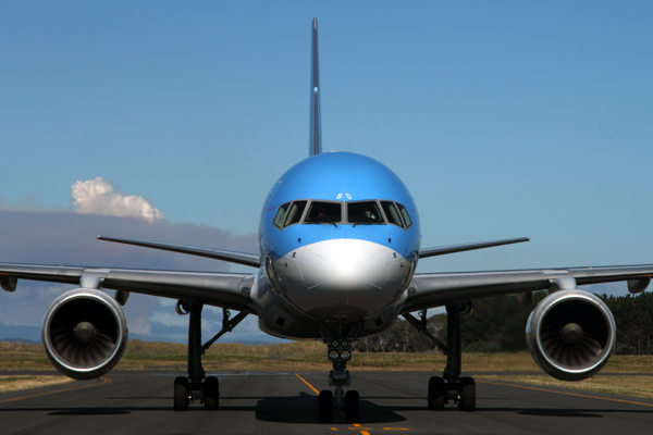 THOMSON BOEING 757 200 HBA RF IMG_8791.jpg