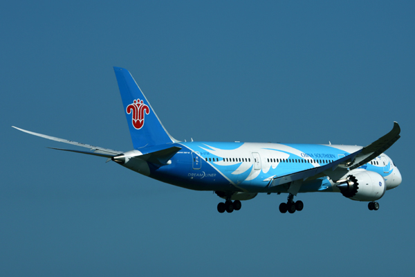 CHINA SOUTHERN BOEING 787 8 AKL RF 5K5A9745.jpg