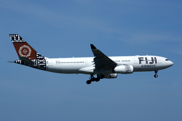 FIJI AIRWAYS AIRBUS A330 200 AKL RF 5K5A0081.jpg