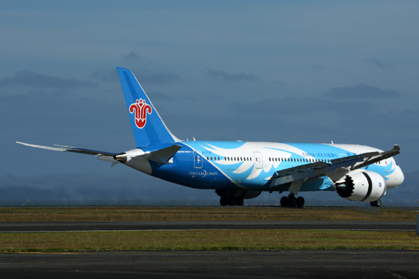 CHINA SOUTHERN BOEING 787 8 AKL RF 5K5A9940.jpg