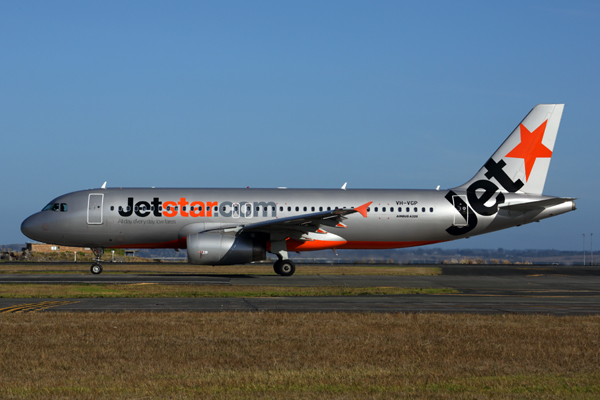 JETSTAR AIRBUS A320 AKL RF 5K5A9977.jpg