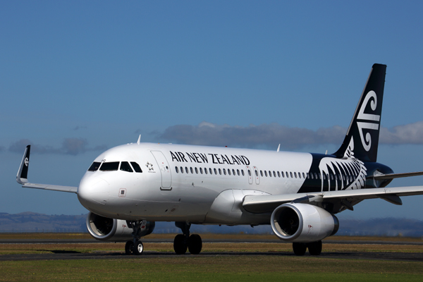 AIR NEW ZEALAND AIRBUS A320 AKL RF 5K5A0203.jpg