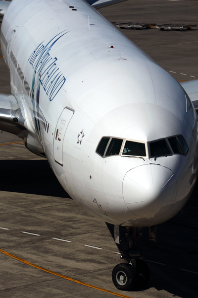 AIR NEW ZEALAND BOEING 777 200 AKL RF 5K5A0215.jpg