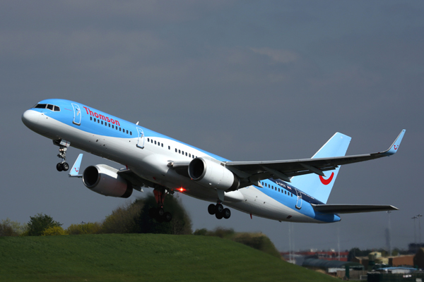 THOMSON TUI BOEING 757 200 BHX RF 5K5A2695.jpg