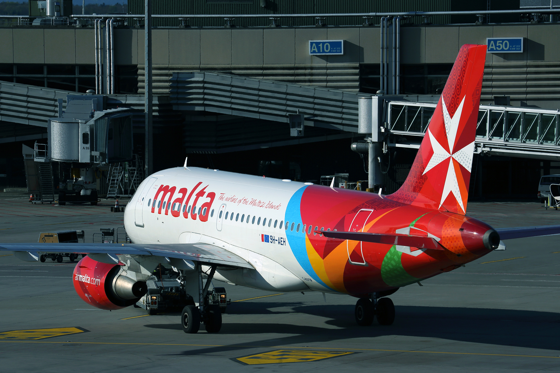 AIR MALTA AIRBUS A319 ZRH RF 5K5A9881.jpg