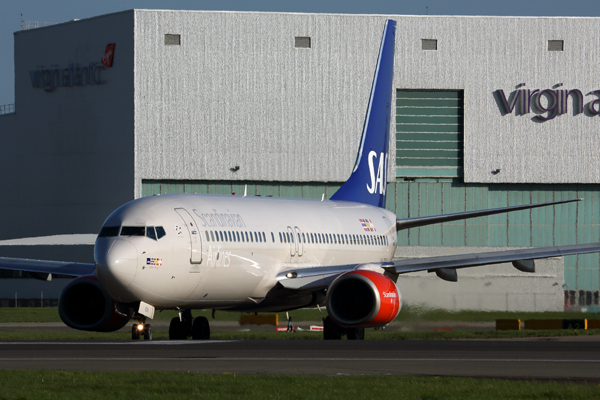 SAS BOEING 737 800 LHR RF 5K5A0947.jpg