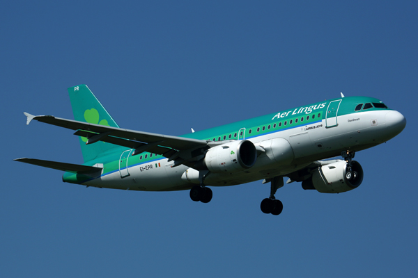 AER LINGUS AIRBUS A319 LHR RF 5K5A1837.jpg