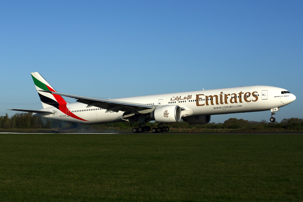 EMIRATES BOEING 777 300ER MAN RF 5K5A2048.jpg