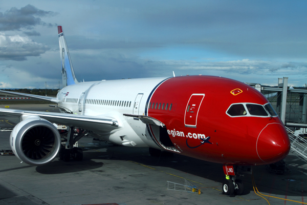 NORWEGIAN BOEING 787 8 OSL RF IMG_8943.jpg