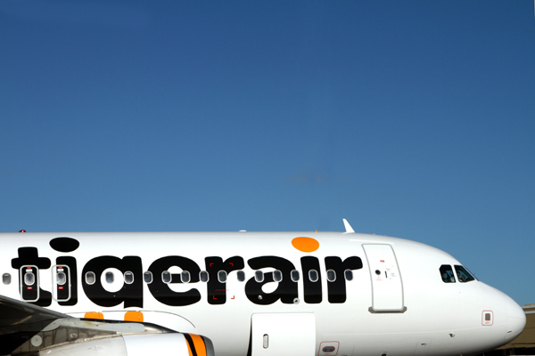 TIGERAIR AIRBUS A320 HBA RF IMG_9048.jpg