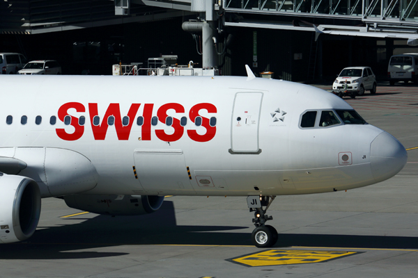 SWISS AIRBUS A320 ZRH RF 5K5A0266.jpg