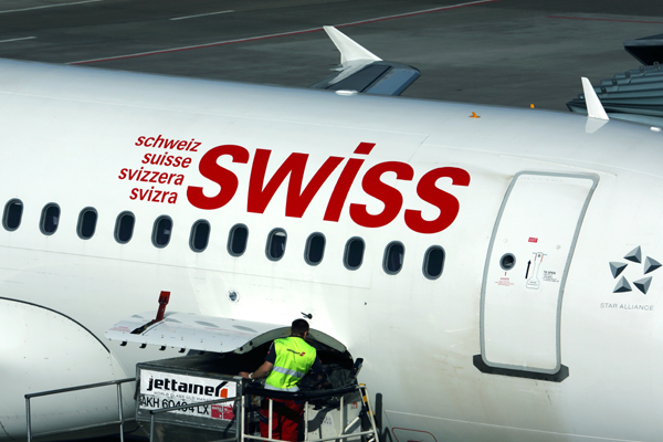 SWISS AIRBUS A320 ZRH RF 5K5A0303.jpg