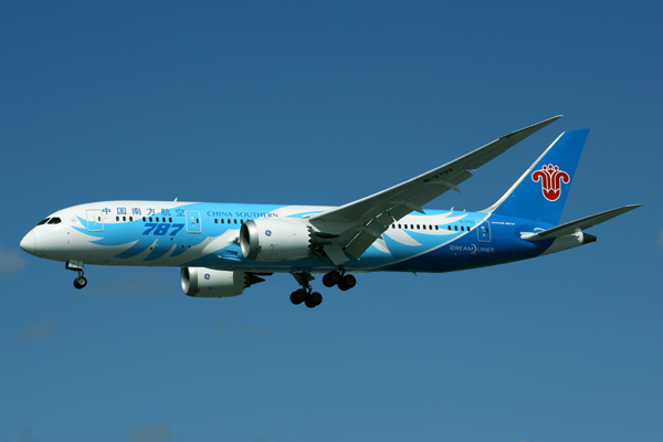 CHINA SOUTHERN BOEING 787 8 LHR RF 5K5A0762.jpg