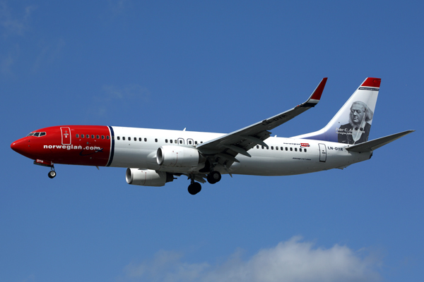 NORWEGIAN BOEING 737 800 LGW RF 5K5A1312.jpg