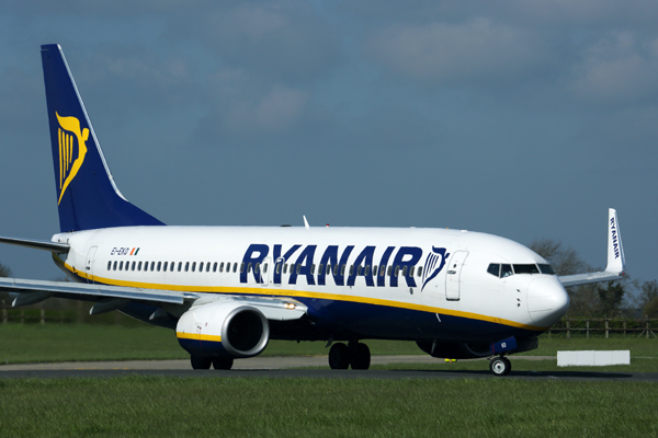 RYANAIR BOEING 737 800 DUB RF 5K5A2671.jpg