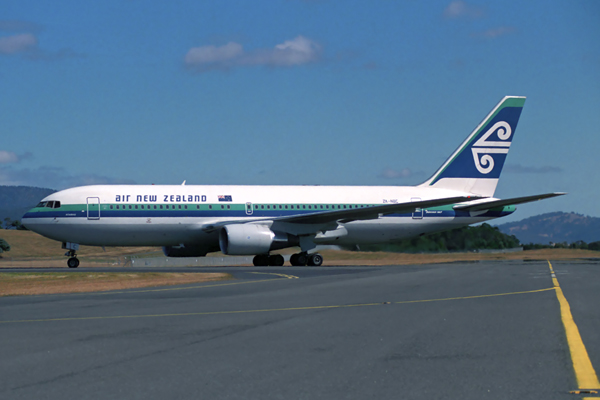 AIR NEW ZEALAND BOEING 767 200 HBA RF 187 13.jpg