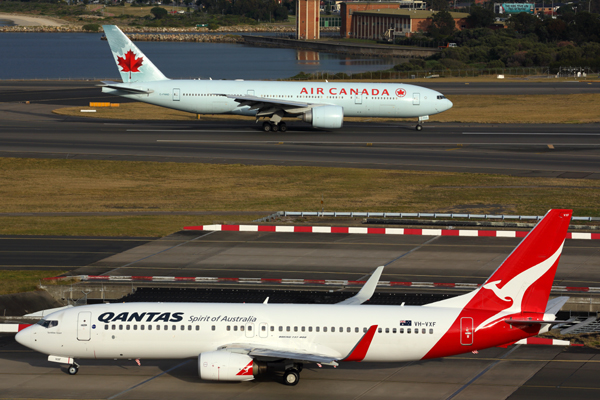 QANTAS AIR CANADA AIRCRAFT SYD RF 5K5A0658.jpg