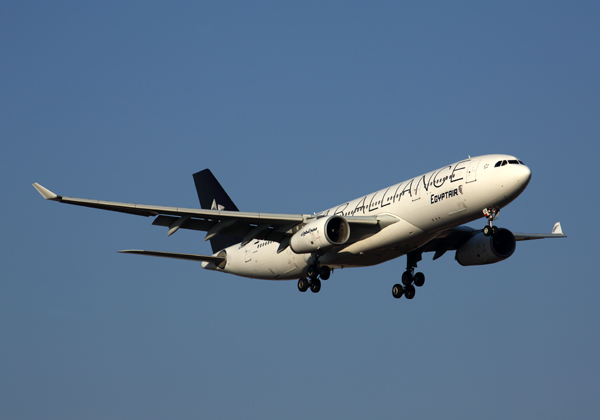 EGYPTAIR AIRBUS A330 200 JNB RF 5K5A1441.jpg