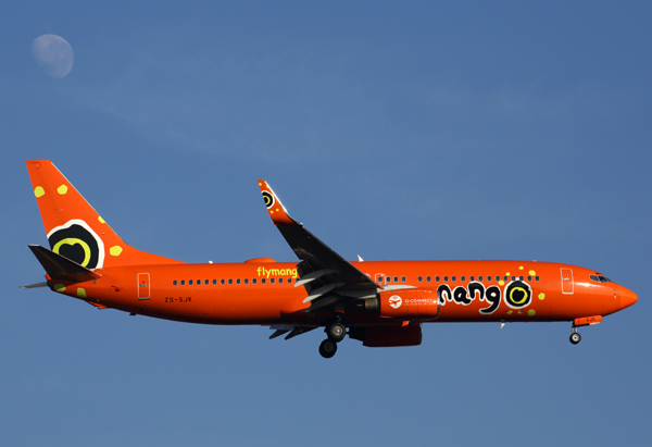 MANGO BOEING 737 800 JNB RF 5K5A2037.jpg